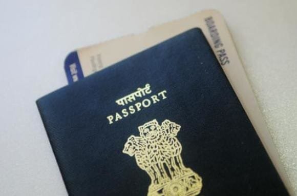 पासपोर्ट बनवाने के लिए नए नियमों की घोषणा,  आधार कार्ड को मिली मान्यता | New India Times