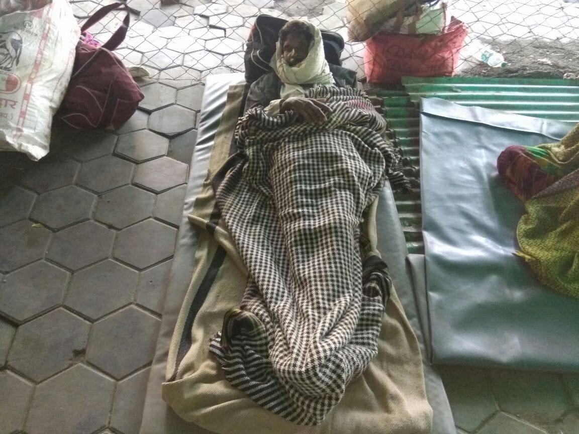 भोपाल के हमीदिया हॉस्पिटल के डाक्टरों ने मुख्यमंत्री के दावों की खोली पोल; दो मरीजों को मारकर बाहर भगाने की तस्वीरों से लोगों में आक्रोश व्याप्त | New India Times