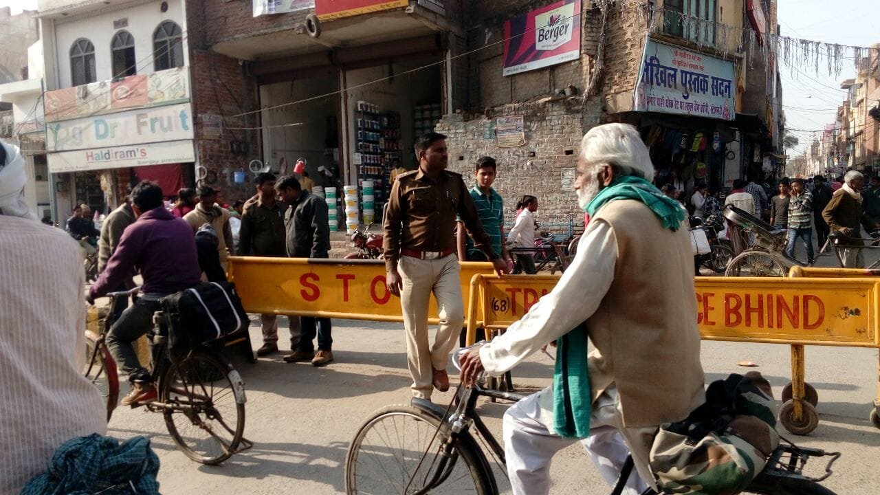 भिंड में ट्रैफिक पुलिस प्रभारी की कोशिशों से जाम से मिल रही है निजात;  जिला वासियों से नियमों का पालन करने की अपील | New India Times