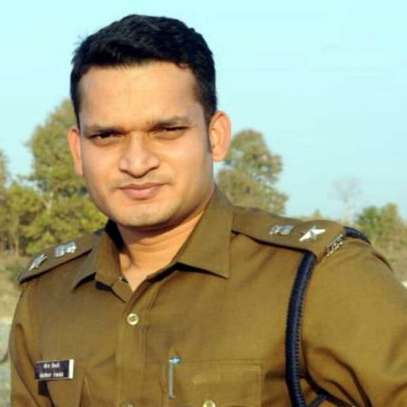 शिवराज शासन बेईमान पर मेहरबान, ईमानदारों पर हो रही है करवाई : आलोक अग्रवाल;कटनी पुलिस अधीक्षक के तबादले से नाराज शहरियों ने किया प्रदर्शन  | New India Times