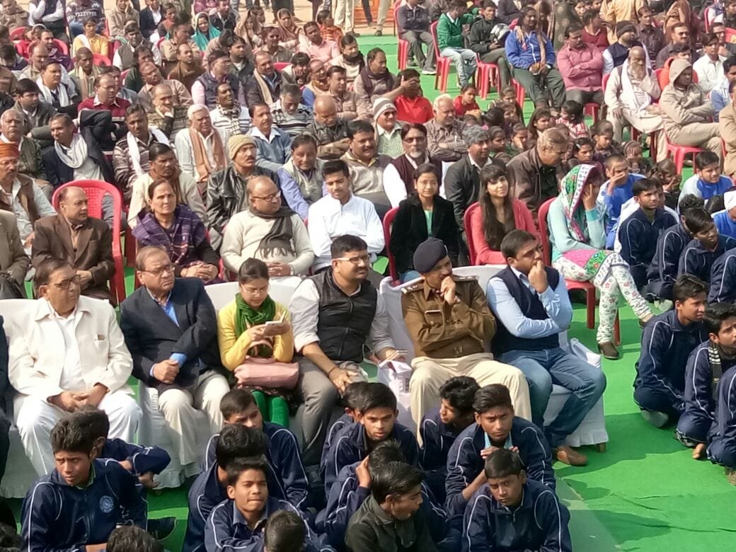 कक्षा 9 की छात्रा दिव्या के गायन पर झूमा पंडाल | New India Times