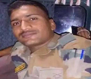 हथियारबंद बदमाशों ने दो नवजवानों और उनके परिजनों पर किया हमला,  एक की मौत कई घायल | New India Times