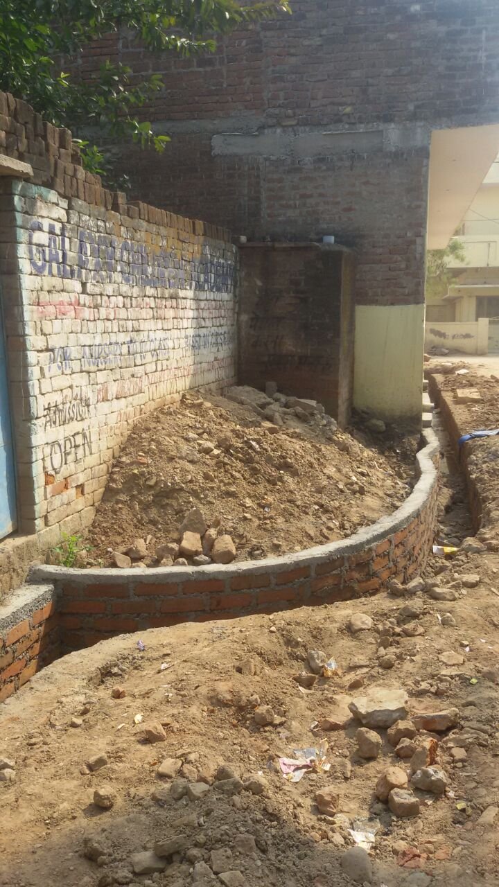 प्रशासन की लापरवाही से रोड - रास्तों पर हो रहा है अतिक्रमण | New India Times