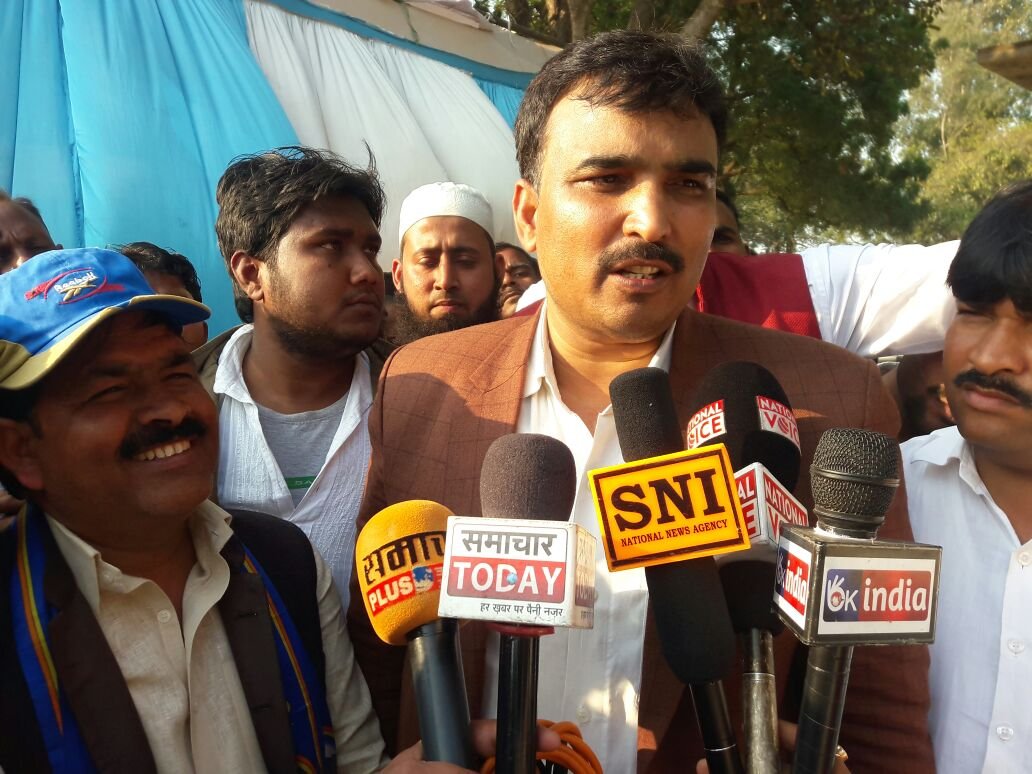 बीएसपी प्रदेश काॅर्डिनेटर शमसुद्दीन राईन ने मैनपुरी जिला में चुनावी सभा संबोधित करते हुए सपा-भाजपा पर साधा जम कर निशाना | New India Times