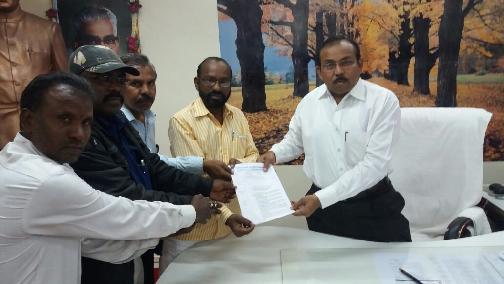 वसंतराव नाईक शासकीय विद्यालय के अधिकारी गणेश उत्तरवार के खिलाफ रिपाई (खो) पार्टी ने की कारवाई मांग | New India Times