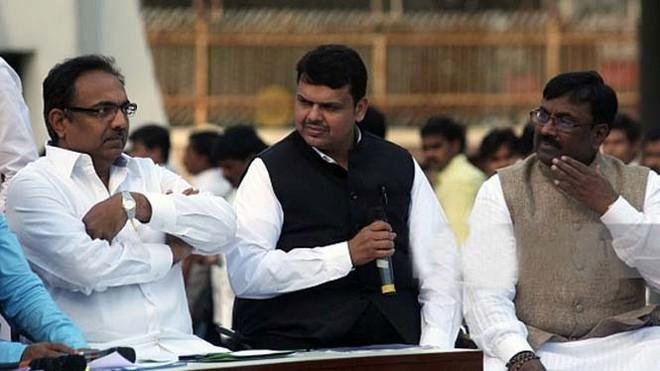 मुख्यमंत्री देवेंद्र फड़णवीस और उनकी सरकार को नहीं है को खतरा: पूर्व महापौर नागपुर | New India Times