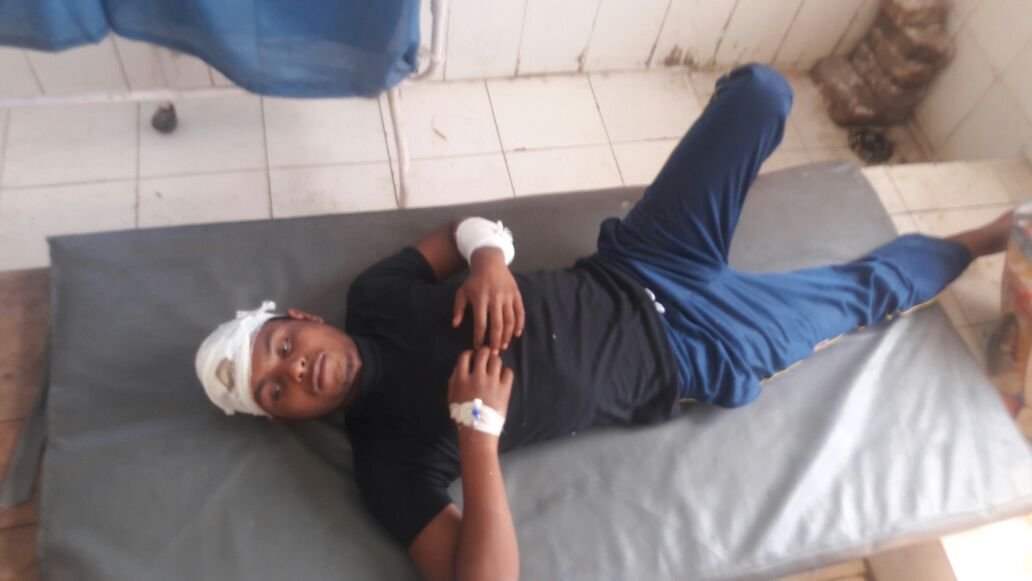 बहराइच जिला अस्पताल की बदहाल व्यवस्था से मरीज परेशान, कहीं बिना चादर के तो कहीं बिना गद्दे के रैन बसेरा में पड़े हैं मरीज | New India Times