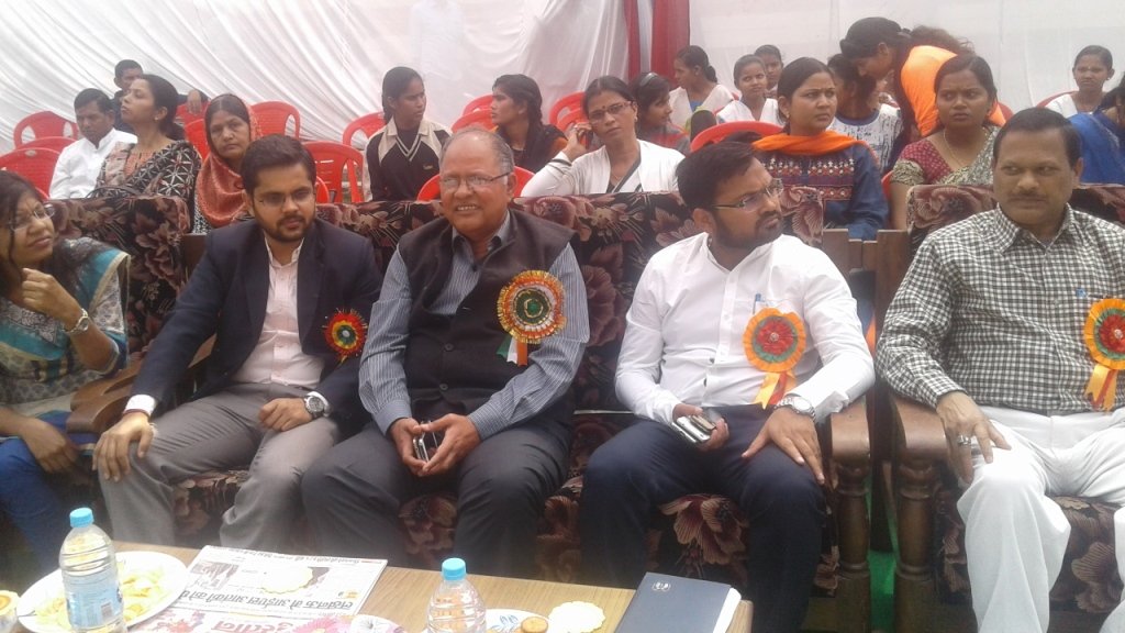 अन्तर्राष्ट्रीय महिला दिवस के अवसर पर कलेक्ट्रेट परिसर में जागरूकता शिविर का आयोजन 4 अन्तर्राष्ट्रीय महिला दिवस के अवसर पर कलेक्ट्रेट परिसर में जागरूकता शिविर का आयोजन | New India Times