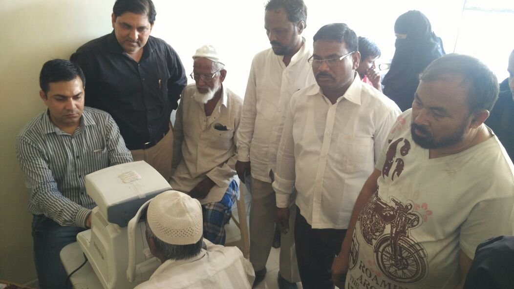 अल फलाह ट्रस्ट द्वारा निःशुल्क नेत्र परीक्षण एवं चश्मा वितरण शिविर का आयोजन | New India Times