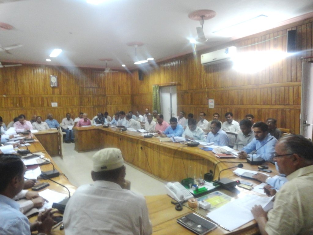 अवैध कब्ज़े की शिकायतों पर त्वरित एवं प्रभावी कार्यवाही की जाए: जिलाधिकारी बहराइच | New India Times