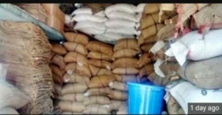 रसद आपूर्ति विभाग के अधिकारियों व वाहतूक ठेकेदार पर मिलीभगत कर सरकारी राशन की तस्करी व कालाबाज़ारी का आरोप, मे. कृष्णकुमार गोकुलचंद ने जिलाधीश को ज्ञापन देकर की कार्रवाई की मांग | New India Times