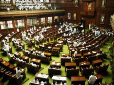 महाराष्ट्र में पत्रकार सुरक्षा कानून हुआ लागू, अब पत्रकारों पर हमला करने वालों की खैर नहीं | New India Times