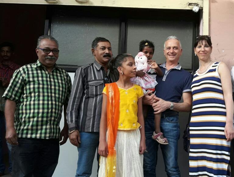 ‘इटली’ के दम्पती ने लिया बुलढाणा के शिशु गृह की ‘शलाका’ को गोद | New India Times