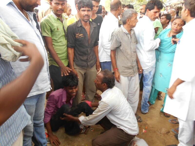 सडक दुर्घटना में एक बाइक सवार की मौत दूसरा घायल | New India Times