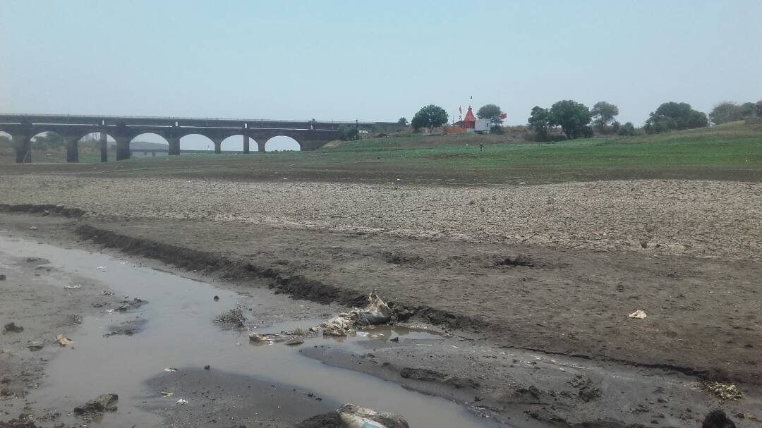 सिंचाई विभाग व पट्टा धारियों की मिलीभगत से 1 एकड का पट्टा कर 4-5 एकड जमीन पर कब्जे करने का आरोप | New India Times