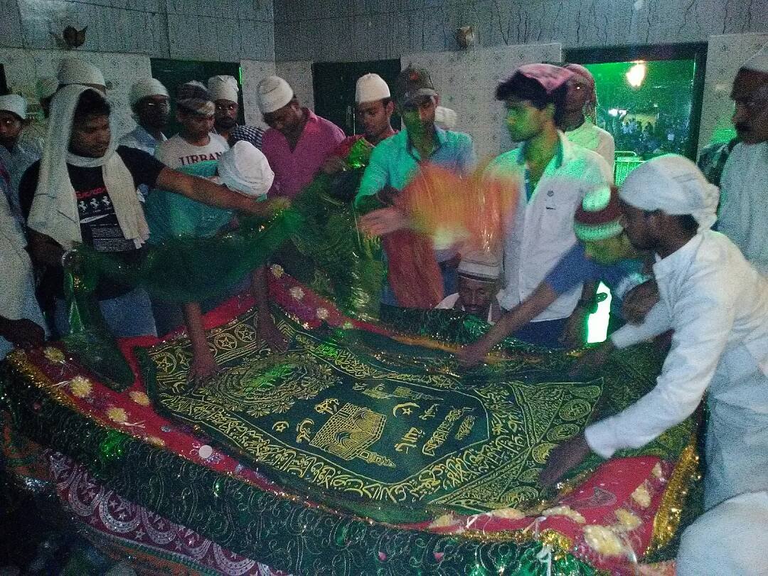 हजरत बाबा फतेह शहीद शाह के उर्स के दूसरे दिन नज्मों पर झूमे अकीदतमंद | New India Times