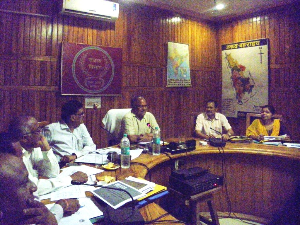 कलेक्ट्रेट सभागार में जिलाधिकारी अजय दीप सिंह की अध्यक्षता में  जिला स्वास्थ्य समिति की बैठक सम्पन्न  | New India Times