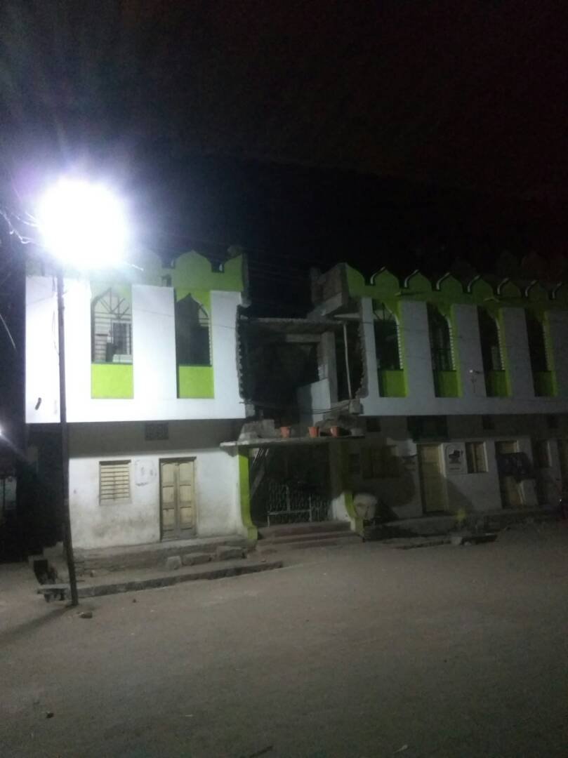 पवित्र रमज़ान महीने में रोजेदारों की सुविधा के लिए एमआईएम नगरसेवक ने मस्जिदों के बाहर की रोशनी की व्यवस्था | New India Times