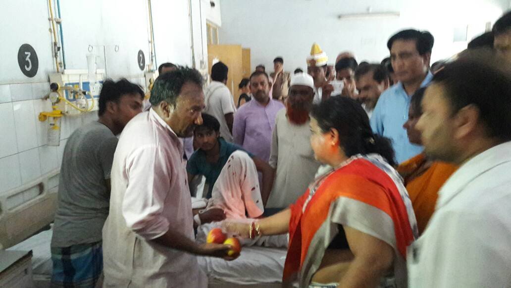 मंत्री अनुपमा जयसवाल ने मरीजों को फल खिला कर मुख्य मंत्री योगी आदित्यनाथ के जन्मदिन की दी बधाई | New India Times