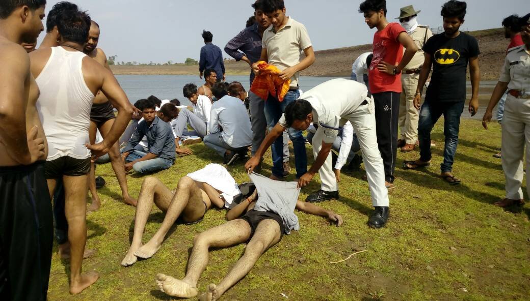 बीएचएल क्षेत्र स्थित घोड़ा पछाड़ डैम में डूबने से इंजीनियरिंग के तीन छात्रों की मौत  | New India Times