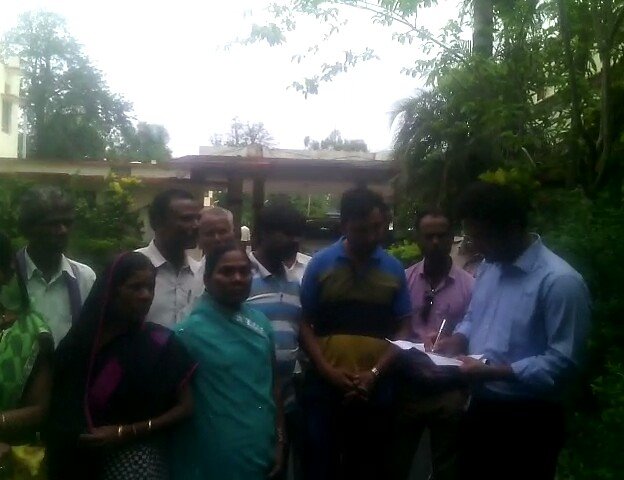 11 निर्वाचित पंचों व उप सरपंच ने सरपंच/सचिव पर लगाए भ्रष्टाचार के आरोप, जिला पंचायत CEO ने दिए जांच के आदेश  | New India Times