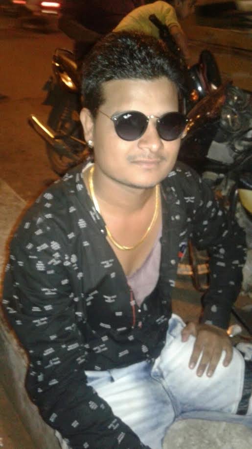 भोपाल में सरे राह युवक की हत्या करने वाले आरोपी अभी भी पुलिस की गिरफ्त से दूर | New India Times