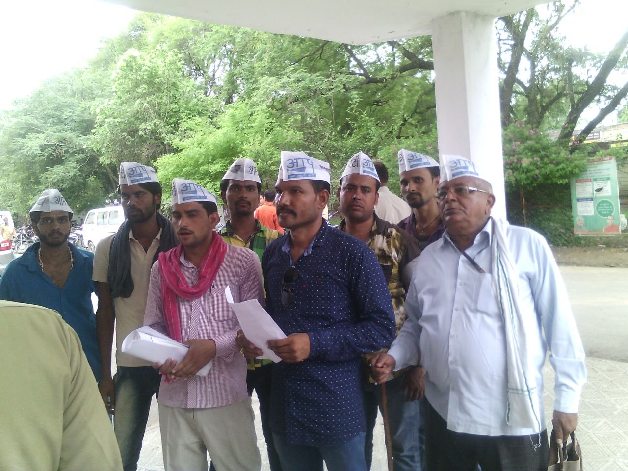 सरदार सरोवर बांध पीड़ितों के लिए आप ने किया प्रदेश व्यापी प्रदर्शन, भोपाल में प्रदर्शन में आप ने दिखाए शिवराज के तीन बंदर; माँ नर्मदा के 1 लाख संतानों की जल हत्या करने चाहते हैं शिवराज : आलोक अग्रवाल 4 सरदार सरोवर बांध पीड़ितों के लिए आप ने किया प्रदेश व्यापी प्रदर्शन, भोपाल में प्रदर्शन में आप ने दिखाए शिवराज के तीन बंदर; माँ नर्मदा के 1 लाख संतानों की जल हत्या करने चाहते हैं शिवराज : आलोक अग्रवाल | New India Times