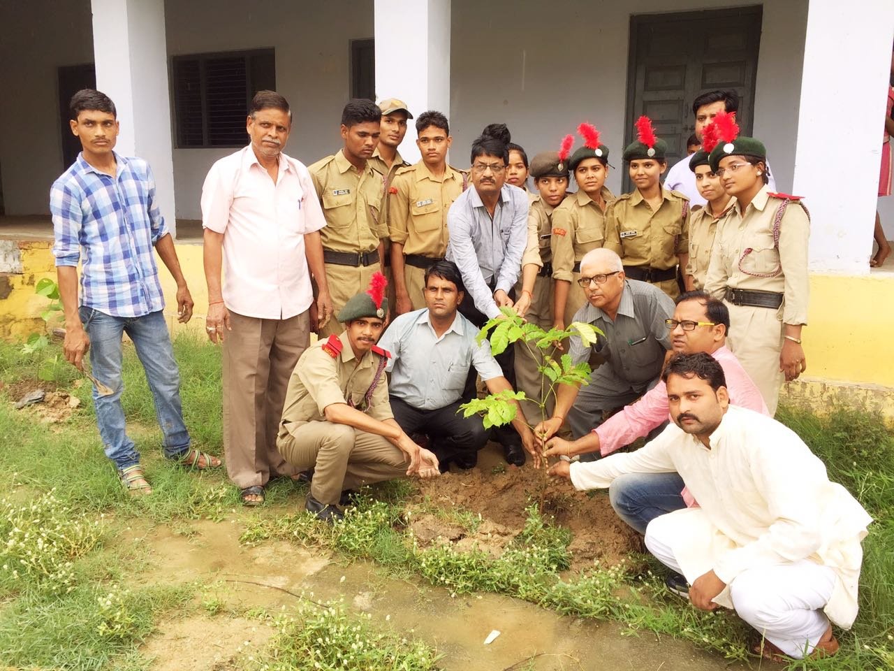 वन महोत्सव कार्यक्रम के अन्तर्गत किया गया वृक्षारोपण | New India Times