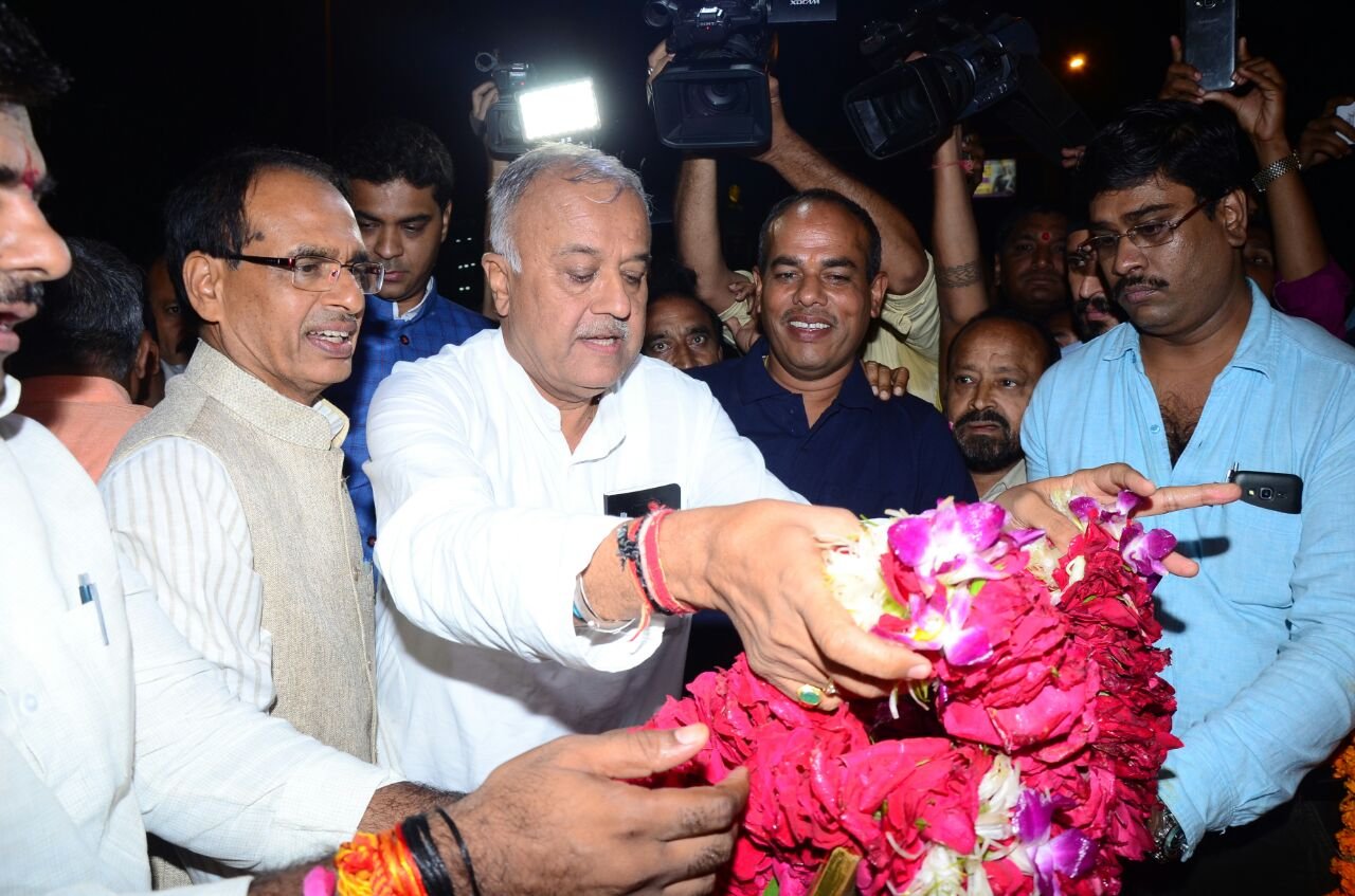 श्री रामनाथ कोविन्द के राष्ट्रपति निर्वाचित होने पर प्रदेश भर में सेवा बस्तियों में जश्न | New India Times