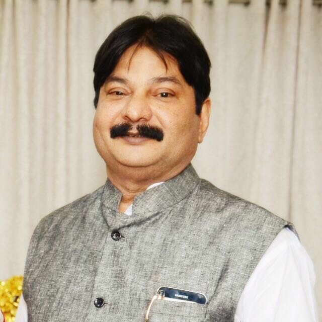 जीएसटी से पावरलूम मालिकों के आए बुरे दिन, कपड़ा व्यापारियों के लिए जीएसटी काला कानून: हबीब अंसारी | New India Times