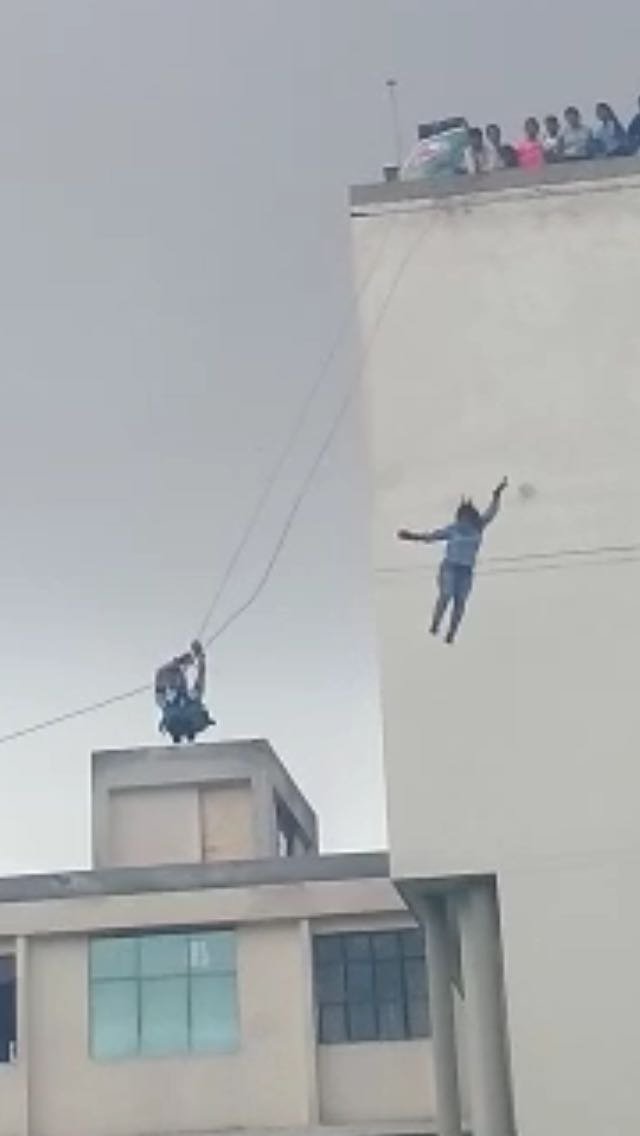 कॉलेज में पहाड़ चढ़ने की ट्रेनिंग ले रही थी छात्रा, छठी मंजिल से गिरने से हुई मौत | New India Times