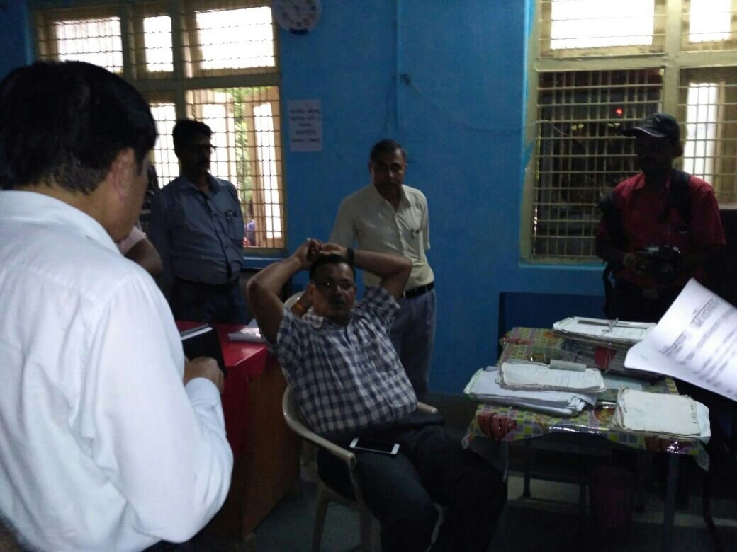 जिन अधिकारियों के कार्यकाल में राजस्व प्रकरण फाइलें गायब हैं उन्हें बर्खास्त कर गिरफ्तार किया जाएगा: बसंत प्रताप सिंह | New India Times