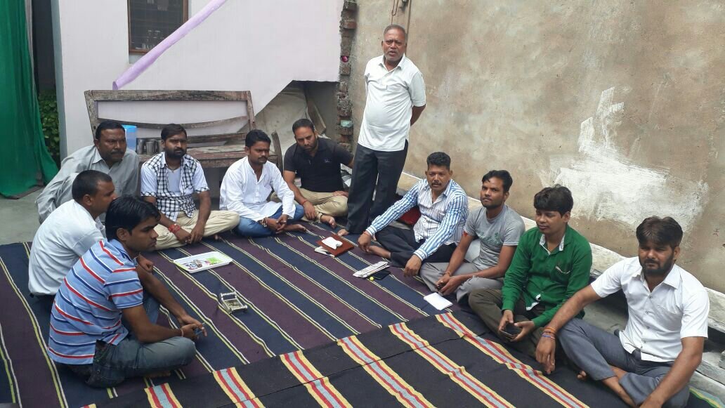 झांसी में बूथ समिति की बैठक संपन्न 2 झांसी में बूथ समिति की बैठक संपन्न | New India Times