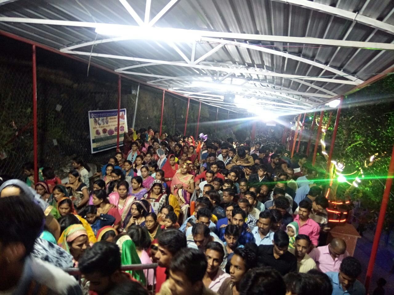 वीकेंड पर दो लाख से अधिक श्रद्धलुओं ने किए दर्शन 2 वीकेंड पर दो लाख से अधिक श्रद्धलुओं ने किए दर्शन | New India Times