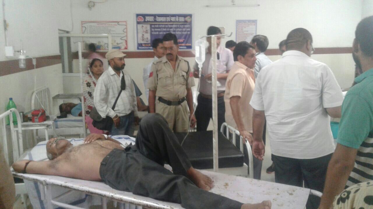 थाना प्रभारी की धमकी से परेशान आरक्षक ने खाया सल्फास | New India Times