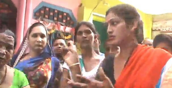 नकली किन्नर आया असली किन्नरों के चंगुल में, जम कर पिटाई कर पुलिस थाने में दी गई शिकायत पत्र | New India Times