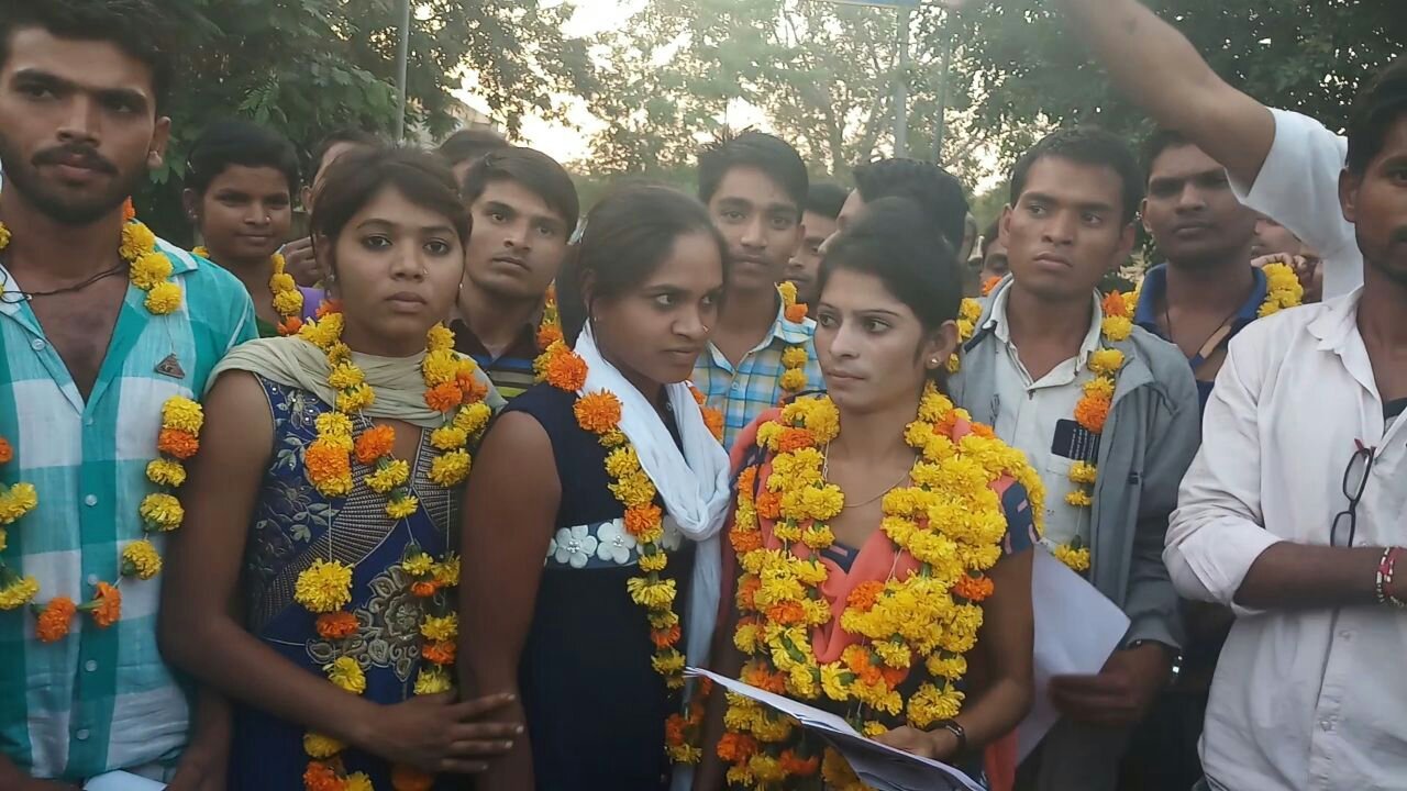 छात्र संघ चुनाव: अलीराजपुर पीजी कॉलेज चुनाव संपन्न, आदिवासी छात्र संघ ने मारी बाजी | New India Times