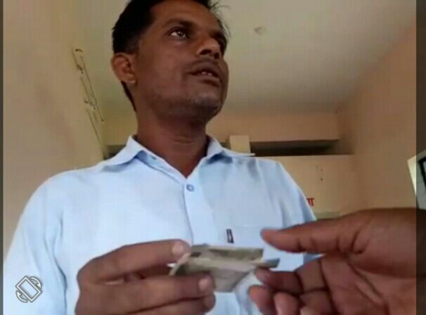 NIT Exclusive: कलेक्टर कार्यालय की लोक सेवा केंद्र शाखा में जाति प्रमाण पत्र के नाम पर वर्षों रहा है अवैध वसूली, 300 रुपए लेकर बनाए जा रहे हैं जाति प्रमाण पत्र | New India Times