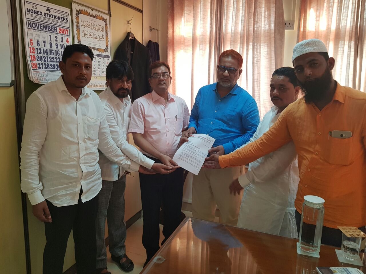 सपा ने हज नीति 2018 की खामियों पर आपत्ति दर्ज काराते हुए मुख्य कार्यकारी अधिकारी मुंबई को सौंपा ज्ञापन | New India Times