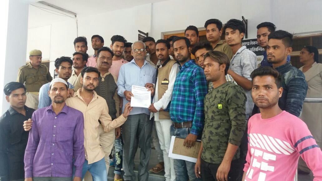 गुलाम गौस खाँ यूथ ब्रिगेड ने जिला अधिकारी को दिया ज्ञापन | New India Times