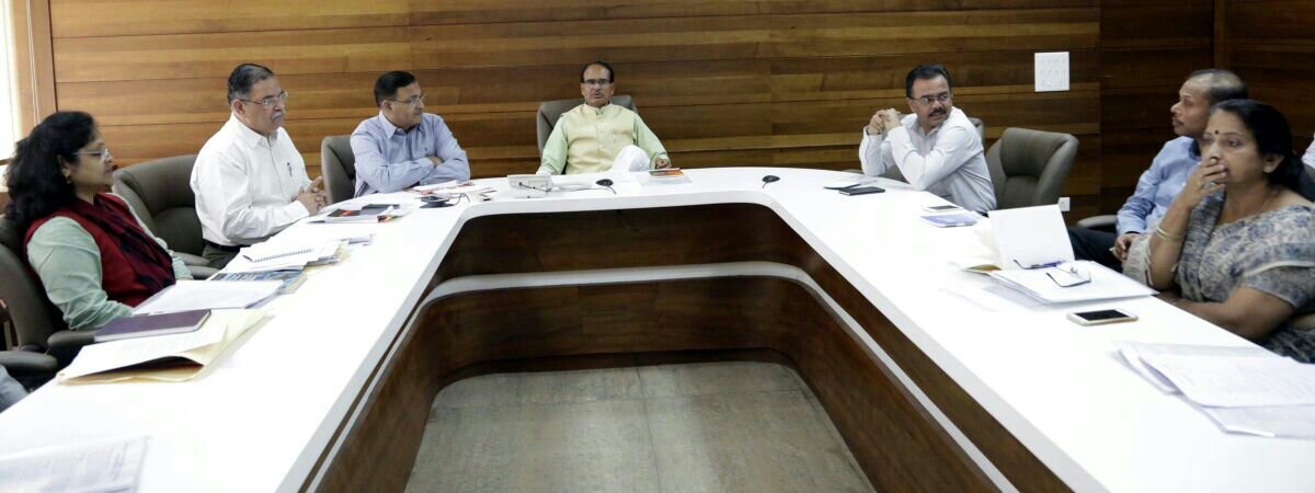 महिला सुरक्षा को लेकर मुख्यमंत्री शिवराज सिंह चौहान ने दिए सख्त निर्देश; महिला सुरक्षा राज्य सरकार की सर्वोच्च प्राथमिकता : मुख्यमंत्री शिवराज सिंह चौहान | New India Times