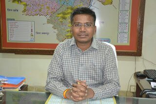 भारतीय मुद्रा लेने से इंकार करने वालों पर आपराधिक मामला दर्ज करने का कलेक्टर ने दिया निर्देश | New India Times