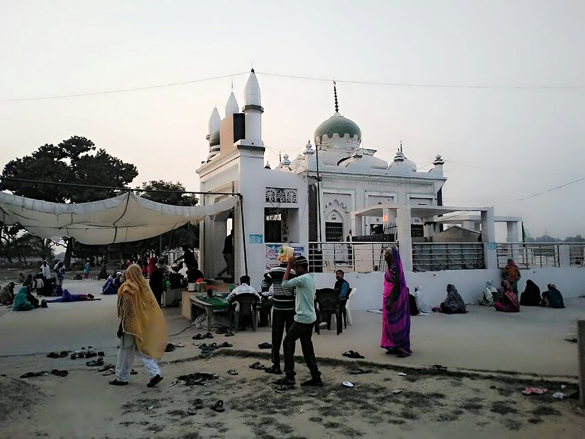 बाबा फ़तेह शहीद शाह रहमतुल्ला अलैहे की दरगाह पर ईद मीलादुन्नबी की तैयारियां शुरू | New India Times