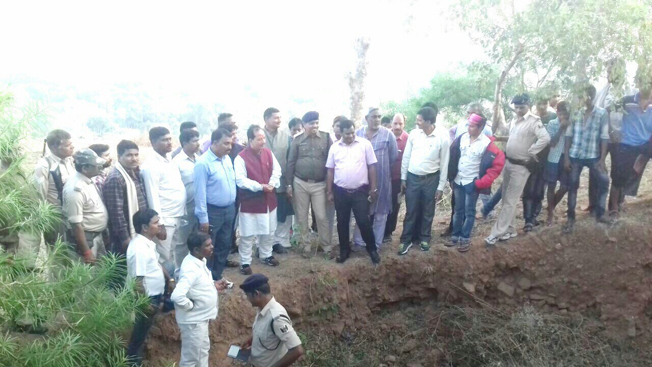 सीएम के कार्यक्रम को लेकर के श्रम मंत्री ने डीएम, एसपी के साथ लिया लखीसराय स्थित लाली पहाड़ी का जायजा | New India Times