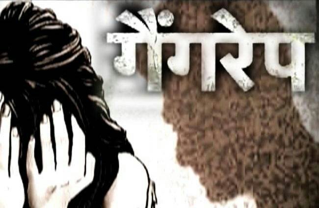 छात्रा के साथ गैंगरेप के मामले में लापरवाही बरतने के आरोप में तीन थाना प्रभारी सस्पेंड व दो सीएसपी हटाये गये | New India Times