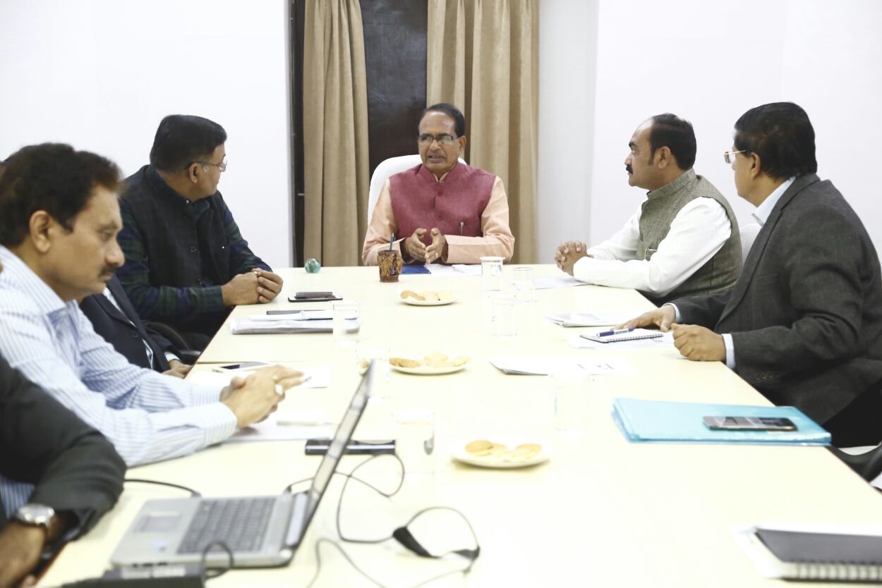 "समाधान एक दिन-तत्काल सेवा प्रदाय” में एक दिन में मिलेंगी सेवाएं;नागरिकों को बेहतर सेवाएं देना सरकार की सर्वोच्च प्राथमिकता: मुख्यमंत्री शिवराज सिंह चौहान  | New India Times