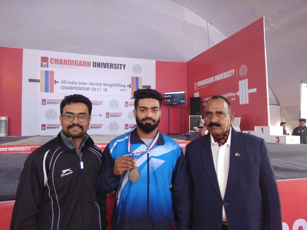 आरयू के लक्ष्य ने 15 साल बाद दिलाया वेटलिफ्टिंग में ब्रोंज   | New India Times