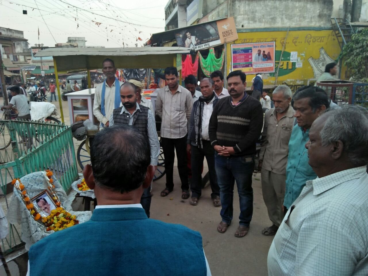 डॉ कन्नू भाई पटेल को आत्मीय विदाई देकर नगर वासियों ने किया याद | New India Times