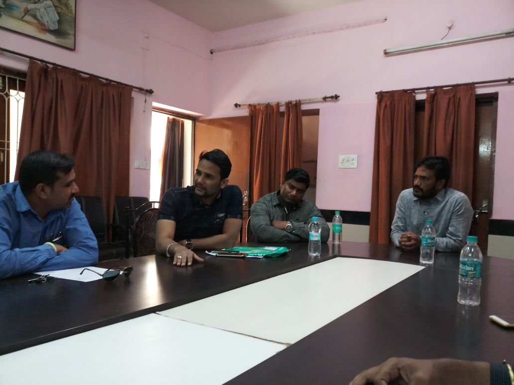 पुलिस की मदद से प्रतिबंधित गौवंश की तस्करी का आरोप, एआईएमआईएम जिला अध्यक्ष यवतमाल ने कलेक्टर को सौंपा ज्ञापन | New India Times