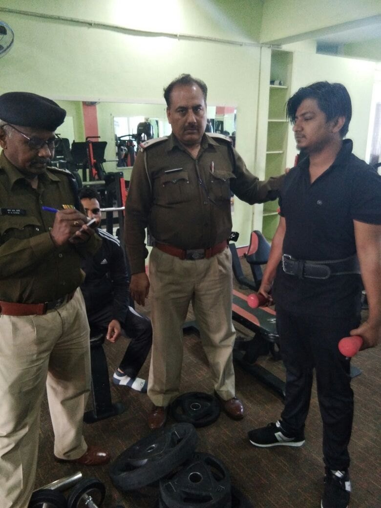 बदमाशों की धरपकड़ के लिए पुलिस का अभियान जारी, होटल-धर्मशालाओं में चलाया गया चेकिंग अभियान | New India Times